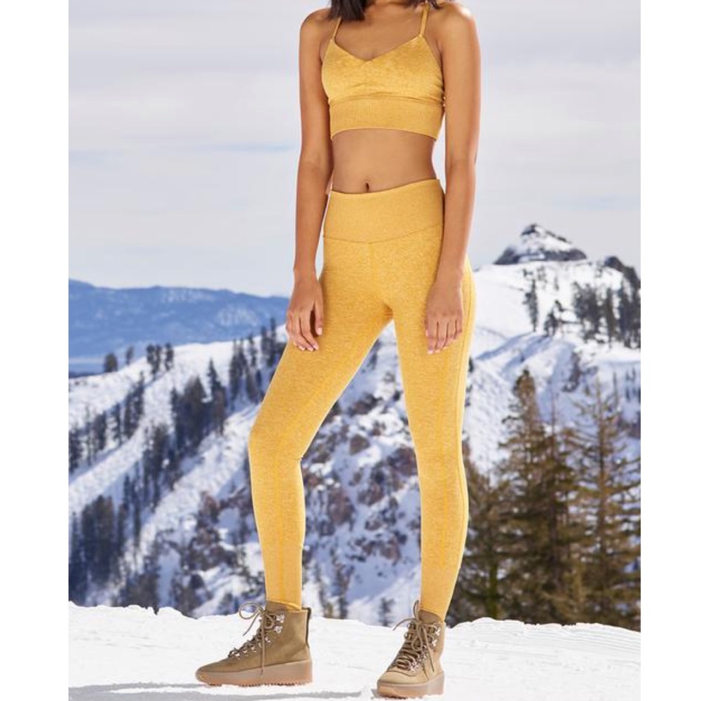 🌻Tuscan Sun- WORKOUT SET (LEGGINGS SOLD)